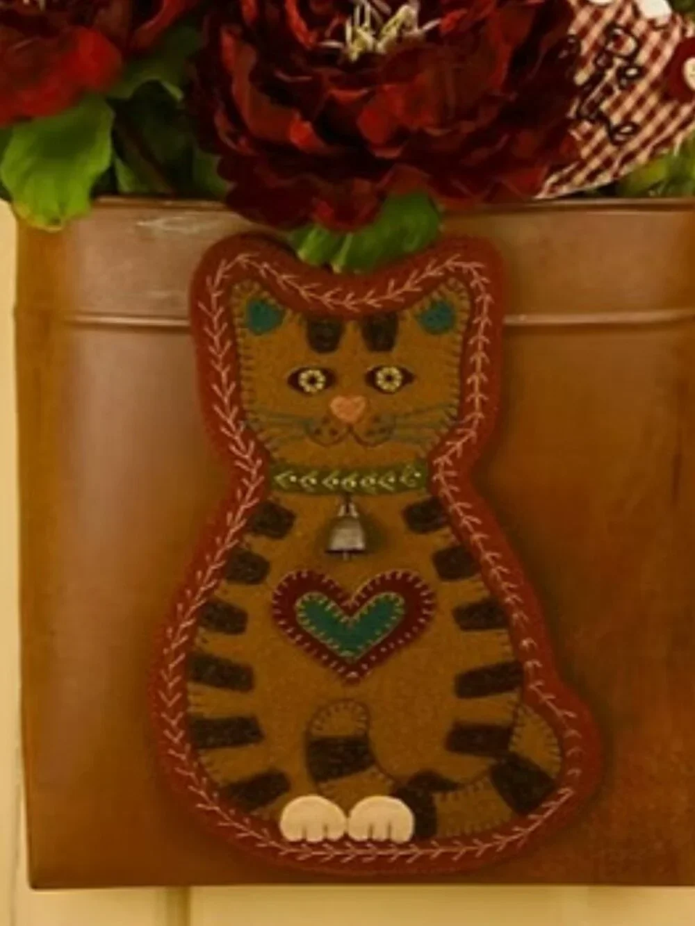 Jerome Thomas Designs Love Mew Cat Primitive Wall Pocket Kit NEW Wool Ornament